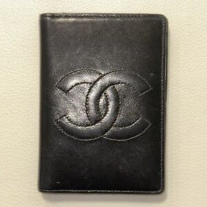 CHANEL Card Wallet in Black - Vintage 90's Coco Mark Lambskin Leather